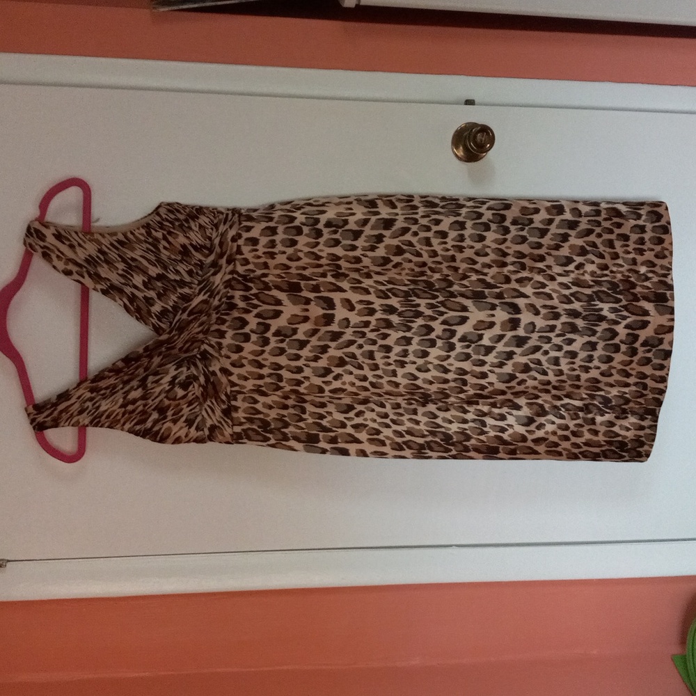 Adrianna Papell sleeveless leopard print dress